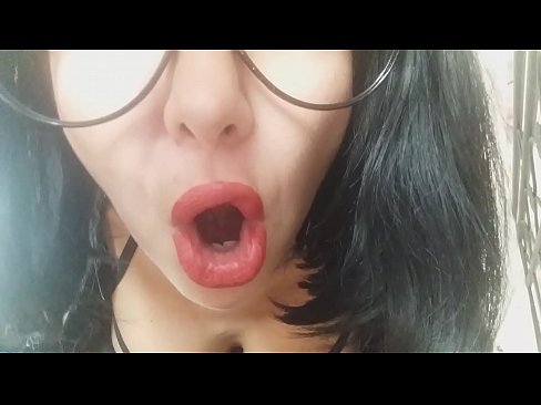 ❤️ Zlato, tvoje macecha tě dneska nepustí do školy... Moc tě potřebuju... Jen porno u nás ❌️❤